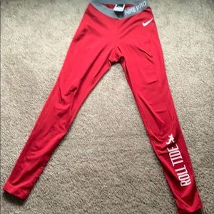 COPY - nike pro red leggings
